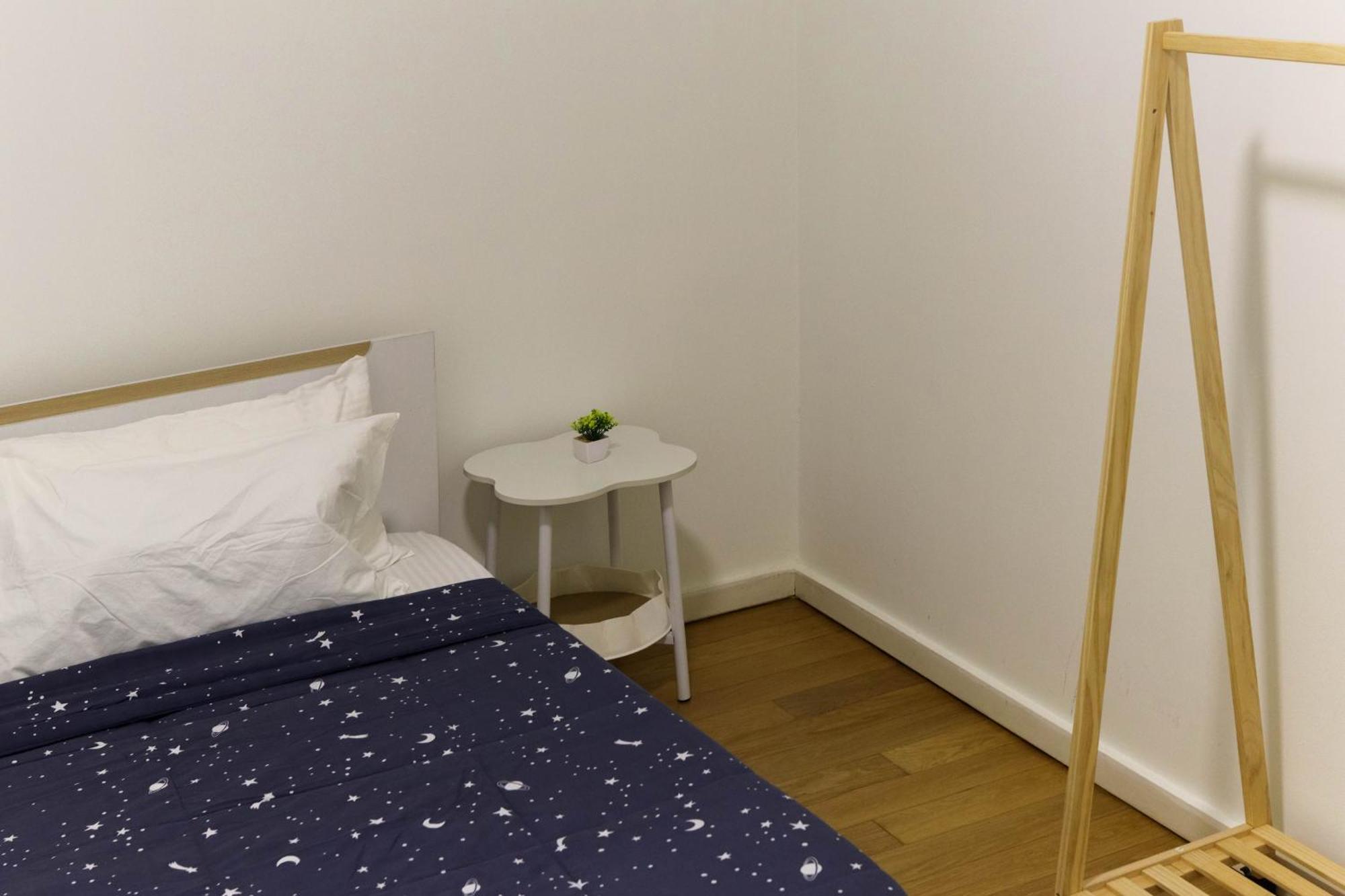 Heart Of Kl Near Bukit Bintang Mrt& Pavillion Kl 1 To 6pax Apartment *