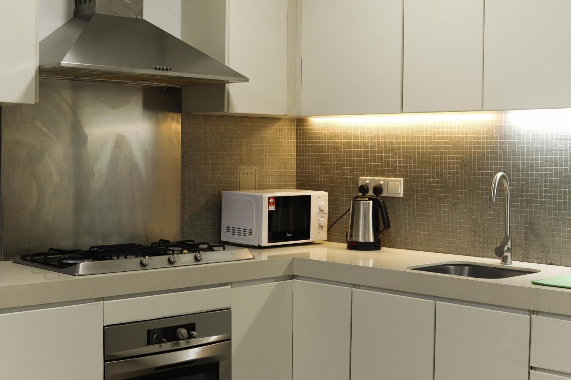 Heart Of Kl Near Bukit Bintang Mrt& Pavillion Kl 1 To 6pax